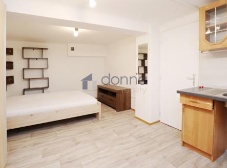 Pronájem bytu, 1+kk, 25 m² obrázek