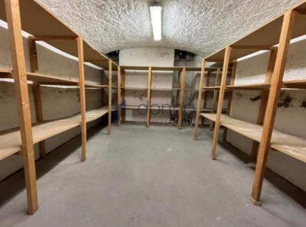 Pronájem - skladovací prostor, 61 m² obrázek