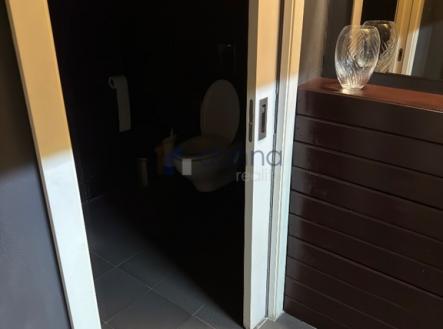 img-7208.jpeg | Pronájem - obchodní prostor, 130 m²