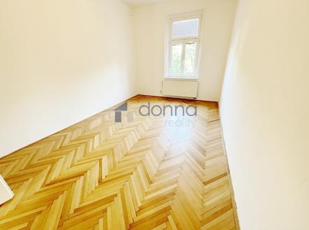 Pronájem bytu, 2+1, 61 m² obrázek