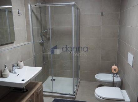 fd937b12-9c30-4337-a5e2-ac100b466a54.jpg | Pronájem bytu, 2+kk, 60 m²