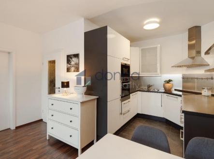 209650278-2.jpg | Pronájem bytu, 2+kk, 54 m²