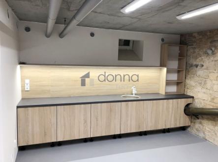 img-3596.jpg | Pronájem - jiné, 18 m²