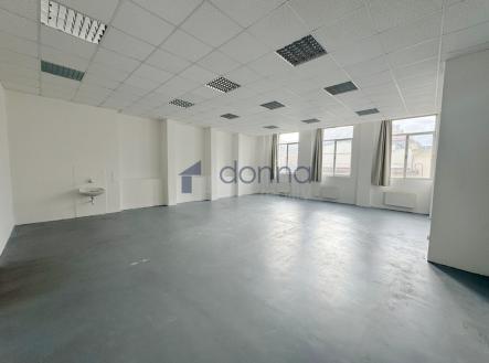 whatsapp-image-2025-11-05-at-13.24.44.jpeg | Pronájem - kanceláře, 81 m²