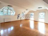 Pronájem - dům/vila, 251 m²