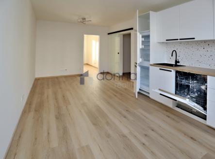 img-8101.jpg | Pronájem bytu, 3+kk, 57 m²