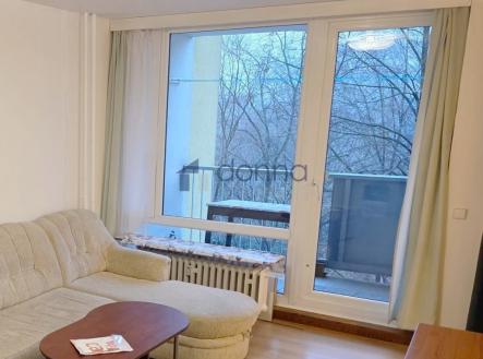 212361657.jpg | Pronájem bytu, 2+1, 63 m²