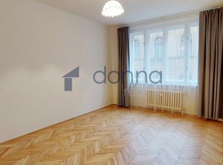Pronájem bytu, 1+kk, 28 m² obrázek