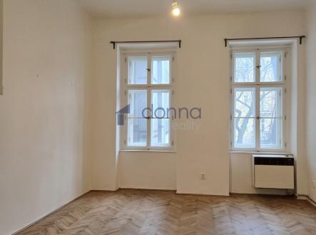 Pronájem bytu, 1+kk, 30 m²