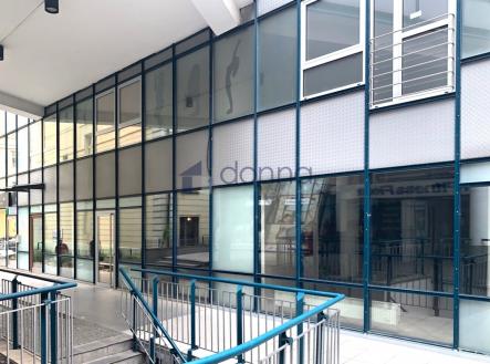 2.jpg | Pronájem - obchodní prostor, 257 m²