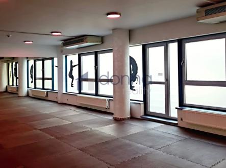 16.jpg | Pronájem - obchodní prostor, 360 m²