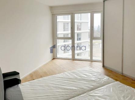 8-1.jpg | Pronájem bytu, 2+kk, 82 m²