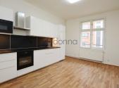 Pronájem bytu, 2+1, 87 m²