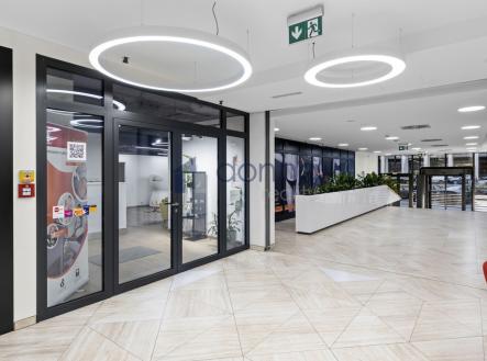 8.jpg | Pronájem - restaurace, 184 m²