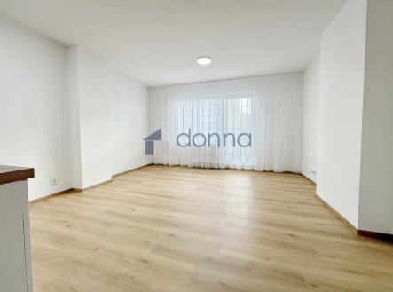 1.jpg | Pronájem bytu, 1+kk, 37 m²