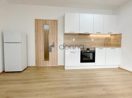3.jpg | Pronájem bytu, 1+kk, 34 m²