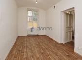 Pronájem - obchodní prostor, 86 m²