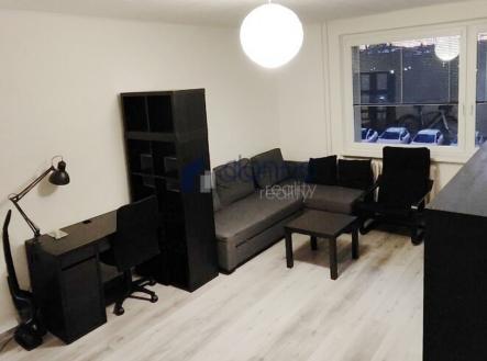 0-1.jpg | Pronájem bytu, 2+1, 53 m²