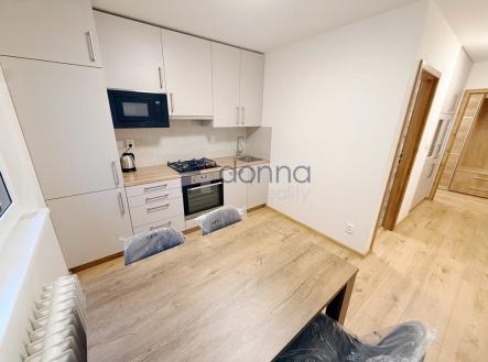 1.jpg | Pronájem bytu, 2+1, 68 m²