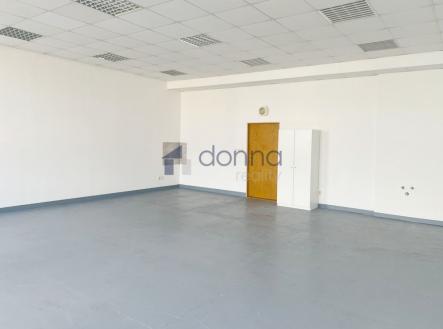 178179e3-6685-47e3-9cbb-6838ce5ec432.jpg | Pronájem - kanceláře, 56 m²