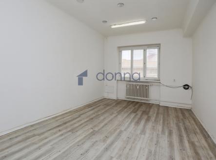img-6373.jpg | Pronájem - kanceláře, 17 m²