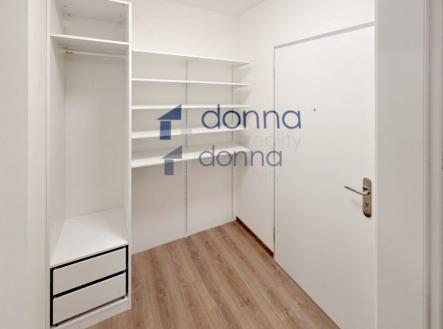 jll8jgywym23036329-1.jpg | Pronájem bytu, 1+kk, 39 m²