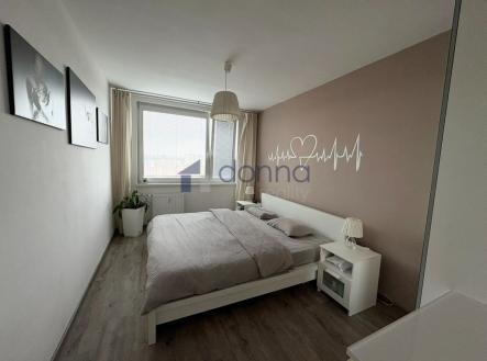 1776616830-lnwyucrukz-img-9450.jpg | Pronájem bytu, 3+1, 78 m²