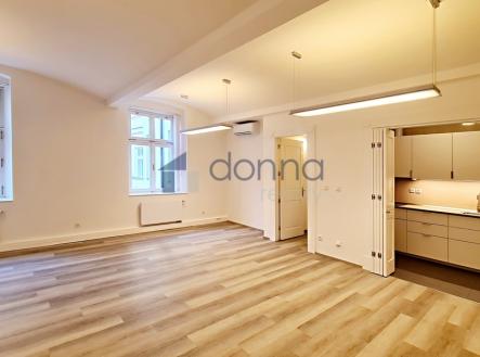 3.jpg | Pronájem bytu, 4+kk, 155 m²