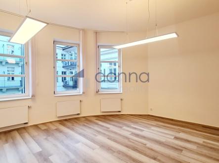 1.jpg | Pronájem bytu, 4+kk, 155 m²