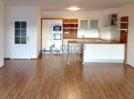01-obyvak-1-2.jpg | Pronájem bytu, 2+kk, 82 m²