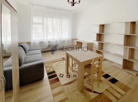 3-2.jpg | Pronájem bytu, 1+kk, 29 m²