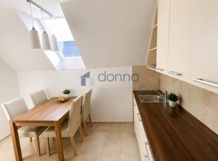 218472706-3.jpg | Pronájem bytu, 2+1, 78 m²