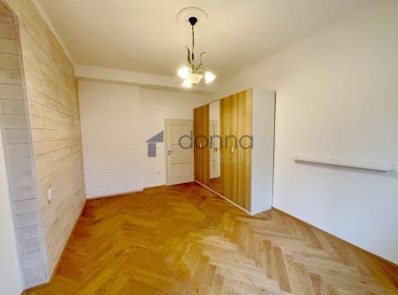 1764839399-udywsdzalp-img-1333.jpg | Pronájem bytu, 2+1, 73 m²