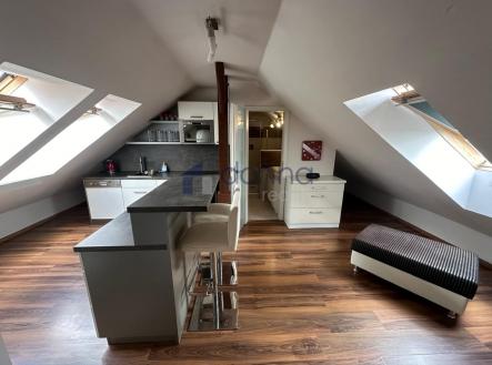 kuchyn1.jpeg | Pronájem bytu, 2+kk, 47 m²