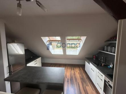 kuchyn2.jpeg | Pronájem bytu, 2+kk, 47 m²