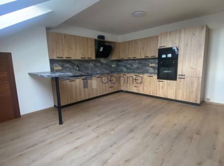 1773745133-rvhgflwiaq-img-2278.jpg | Pronájem bytu, 3+1, 134 m²