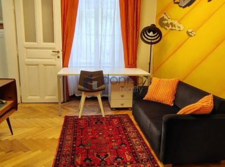 1780934544-uplbjkymcq-5-room-2-282-29.jpg | Pronájem bytu, 1+1, 32 m²