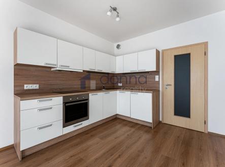 4-1.jpg | Pronájem bytu, 1+kk, 36 m²