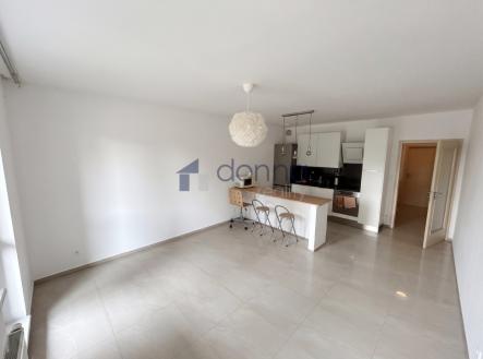 b1ec02f5-8772-42b6-a9a8-19e5be0e7513.jpg | Pronájem bytu, 1+kk, 42 m²