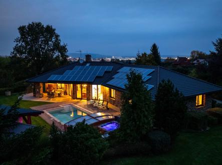 . | Prodej - dům/vila, 496 m²