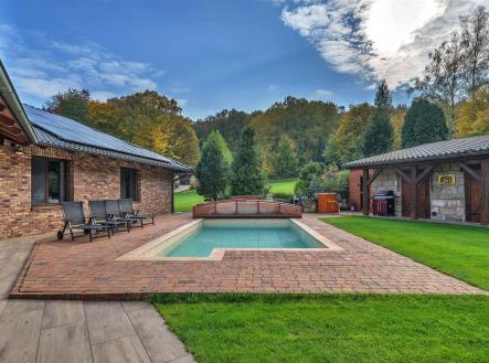 . | Prodej - dům/vila, 496 m²