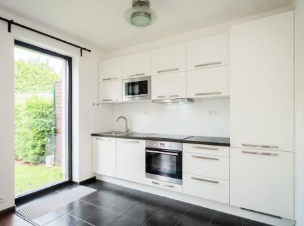 . | Pronájem - dům/vila, 110 m²