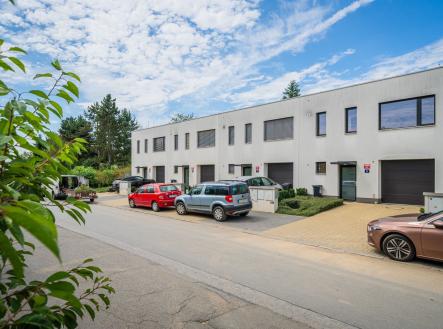 . | Pronájem - dům/vila, 110 m²