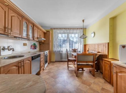 . | Prodej - dům/vila, 163 m²