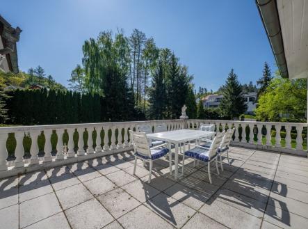 . | Prodej - dům/vila, 289 m²