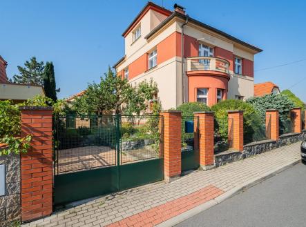 Pronájem - dům/vila, 200 m² obrázek