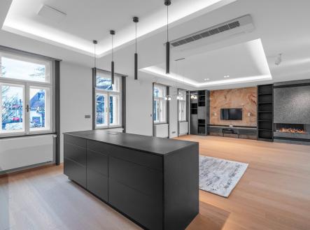 . | Pronájem bytu, 6+kk, 225 m²