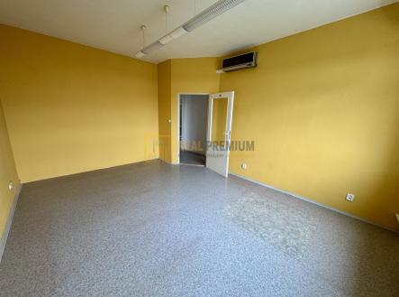 img-3323.jpeg | Pronájem - kanceláře, 60 m²