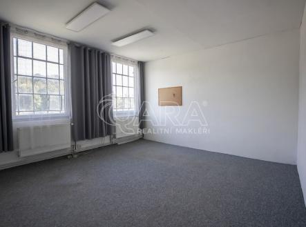 komercni-fulnek-21.jpg | Pronájem - kanceláře, 23 m²
