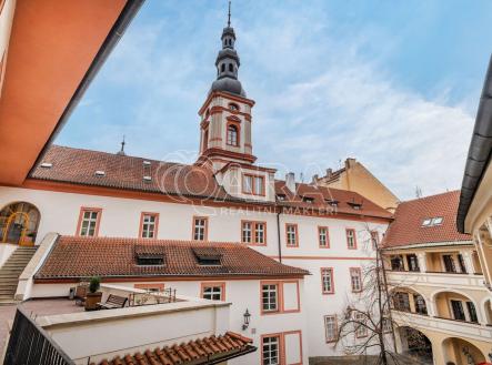 fotografie | Pronájem - kanceláře, 371 m²